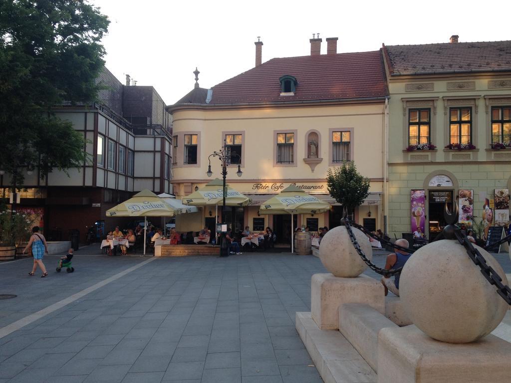 Orchidea Apartman Eger Bagian luar foto