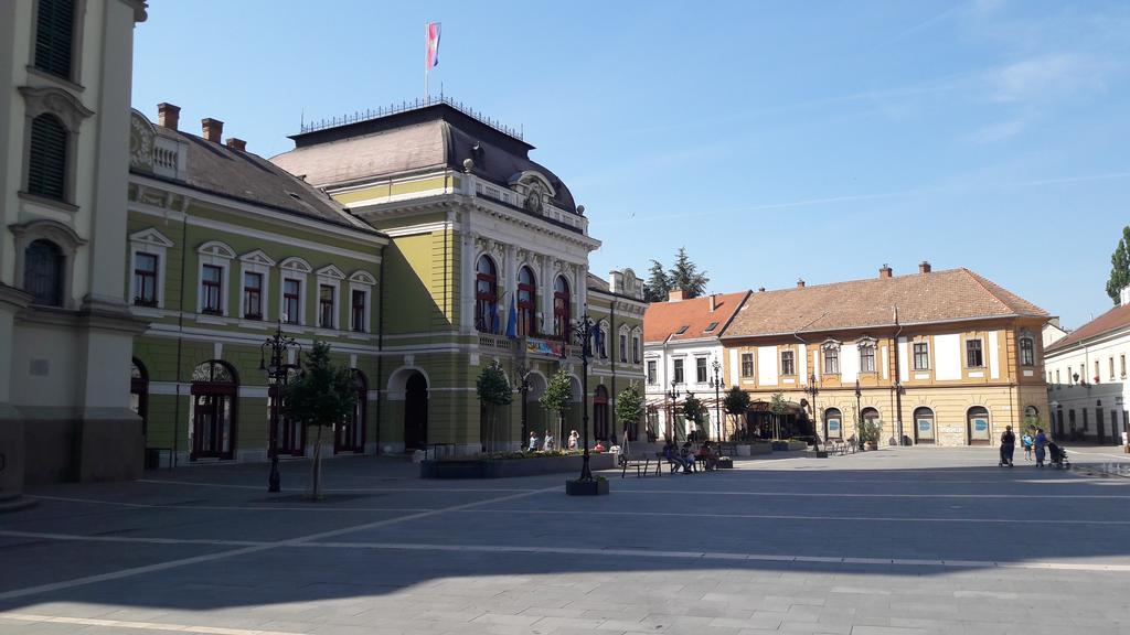 Orchidea Apartman Eger Bagian luar foto