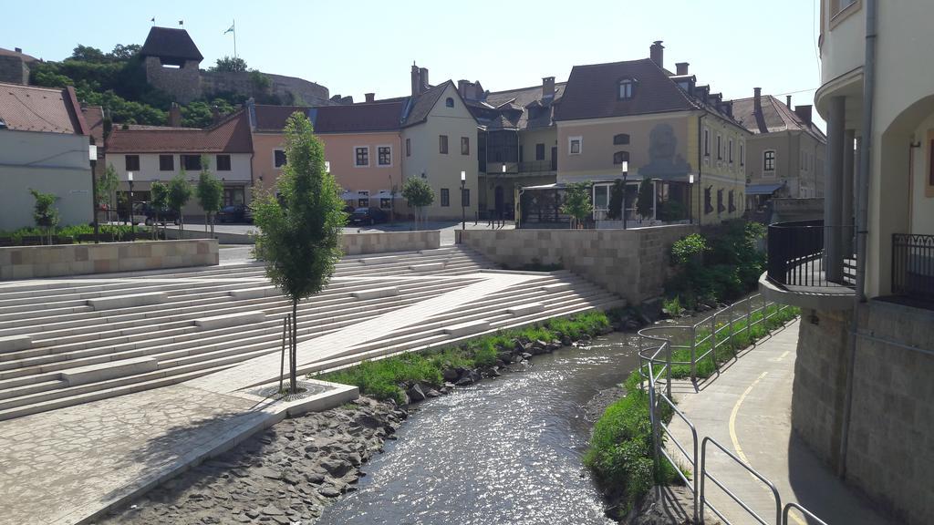 Orchidea Apartman Eger Bagian luar foto